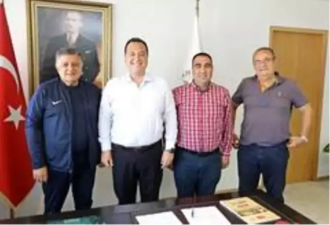 Akhisarspor'un yeni sponsoru Akhisar Belediyesi