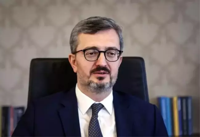 Burhanettin Duran kimdir?