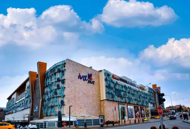 İVA Park AVM'de bayram heyecanı devam ediyor
