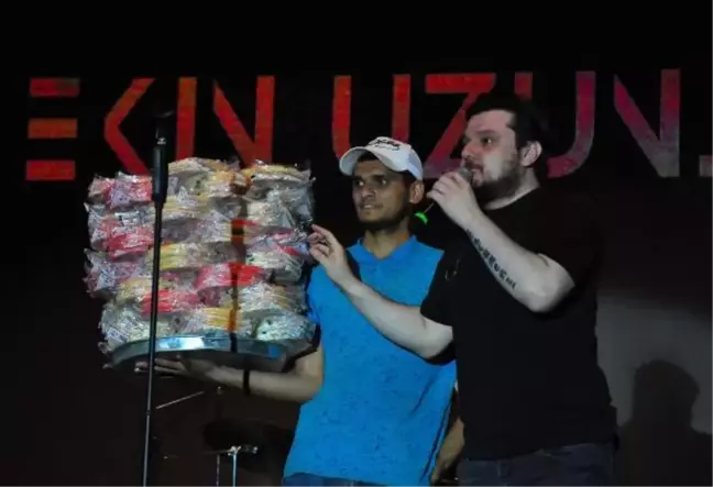 MANİSA'DA BİLAL SONSES VE EKİN UZUNLAR RÜZGARI