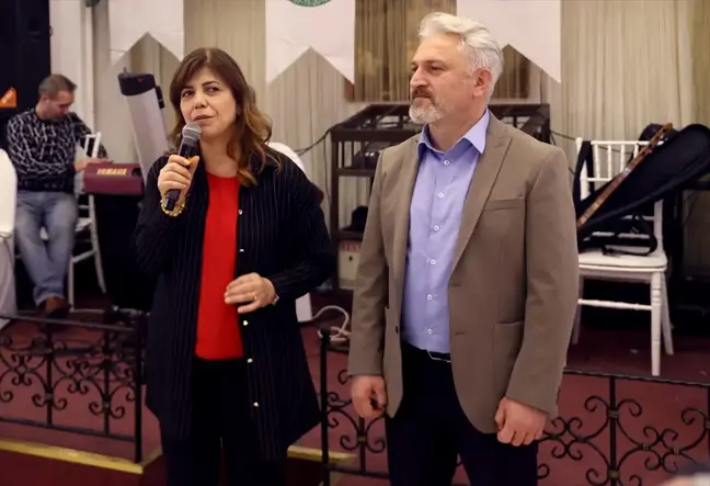 DEM Parti İBB Başkan adayları Küçükçekmece'de Diyarbakırlılar Gecesi'ne katıldı