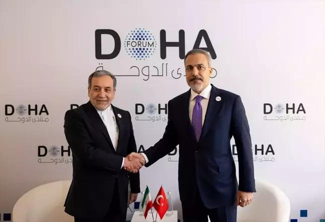 Hakan Fidan ve İran Dışişleri Bakanı Erakçi Doha'da Görüştü