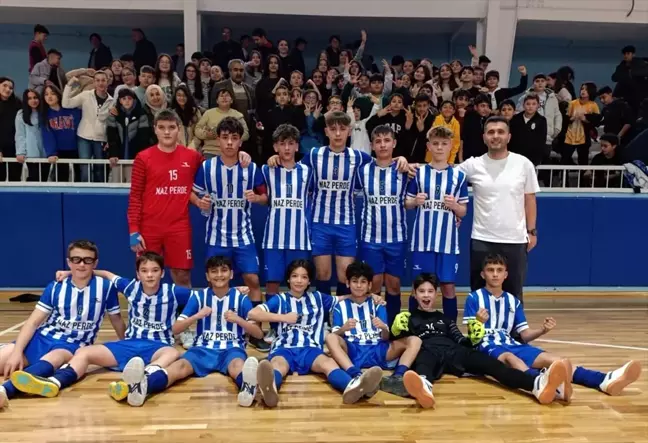 Beypazarlı öğrenciler Futsal Yıldız Erkekler İl Birincisi oldu