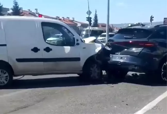 Tekirdağ'da Trafik Kazası: 3 Yaralı