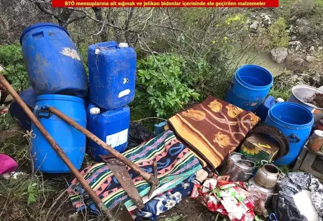 PKK'lı Teröristlerin Kullandığı 9 Sığınak İmha Edildi