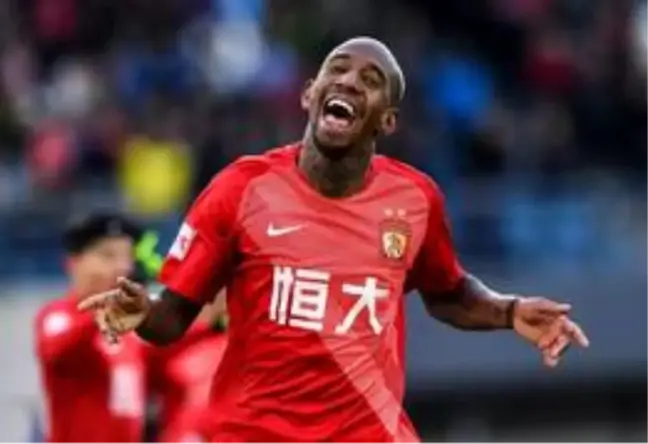 Talisca'dan transfer açıklaması: Evergrande ile olan sözleşmemi tamamlamak istiyorum, bir gün Brezilya'ya döneceğim