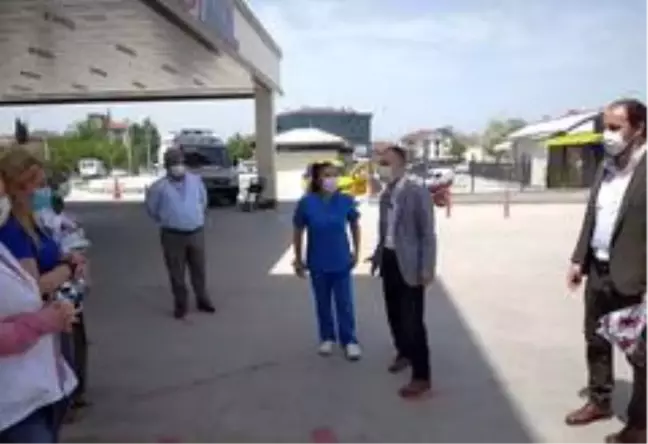 Sağlık Müdürü Yılmaz'dan hemşirelere özel ziyaret