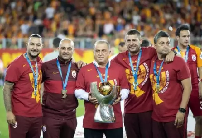 Galatasaray'da Levent Şahin de görevinden ayrılacak