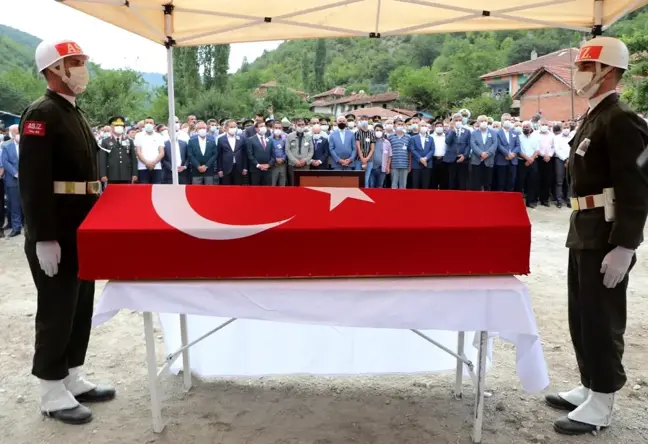 Son dakika haber... Samsunlu Şehit Emrah Arslan son yolculuğuna uğurlandı