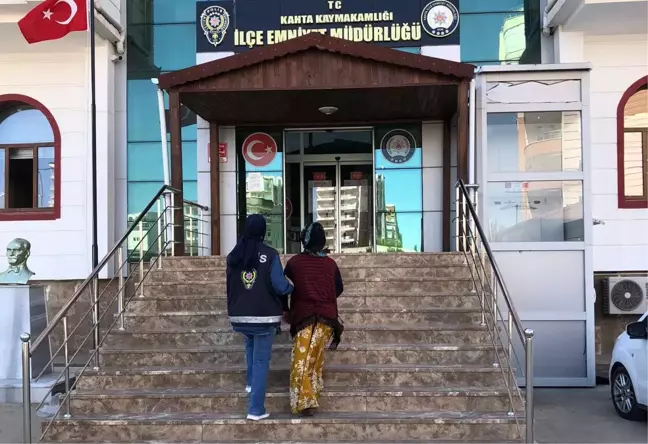 Kahta'da 2 ayrı evde hırsızlık yapan şahıs yakalandı