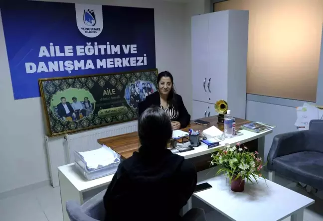 Yunusemre'de Aile Danışmanlığı Hizmeti Sürüyor