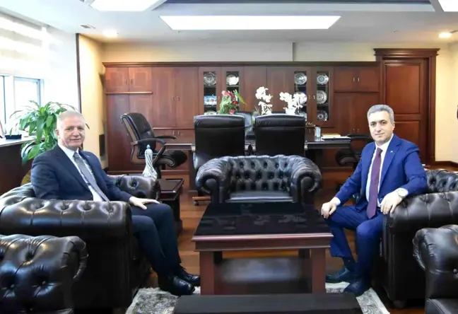 İstanbul Valisi Davut Gül, Anadolu Cumhuriyet Başsavcısı Zafer Koç'a hayırlı olsun ziyaretinde bulundu