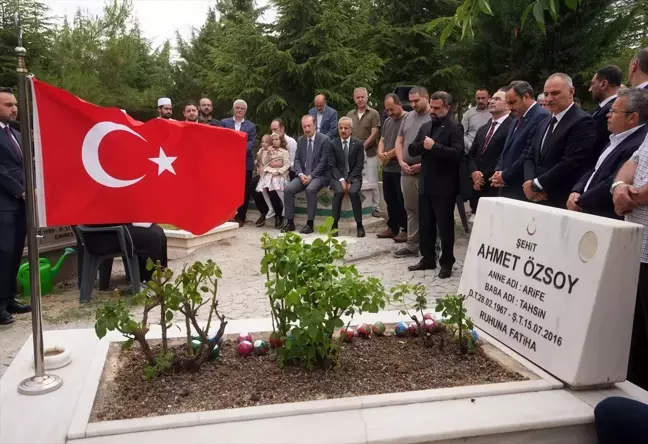 Ulaştırma Bakanı Uraloğlu, Şehit Ahmet Özsoy'u anma törenine katıldı