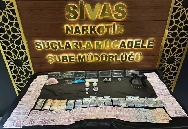 Sivas'ta Uyuşturucu Operasyonunda 3 Şüpheli Tutuklandı