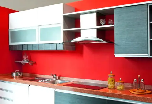 2018'in Gözde Rengi Scarlet Kırmızısı