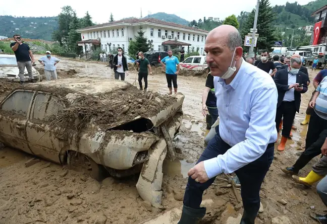 Son dakika... Bakanlar Soylu, Kurum ve Karaismailoğlu, Rize'de afet bölgesinde incelemelerde bulundu