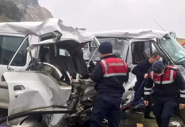 Aydın'da trafik kazası: 1'i ağır 3 yaralı