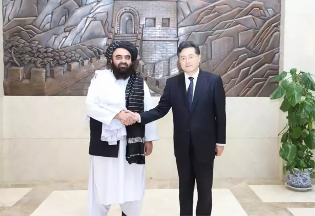 Çin Dışişleri Bakanı: Afganistan'da En Kısa Sürede İstikrarın Sağlanmasına Yardım Edeceğiz