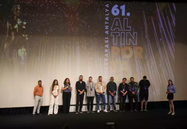 Antalya Altın Portakal Film Festivali'nde 'Seni Bıraktığım Yerdeyim' Filminin Dünya Prömiyeri Yapıldı