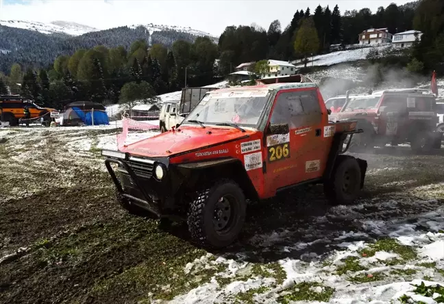 PETLAS 2024 Türkiye Off-Road Şampiyonası'nın Mukavemet Etabı Trabzon'da Düzenlendi