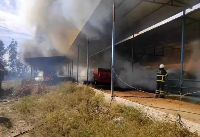 Hatay'da Çiftlikte Samanlık Yangını