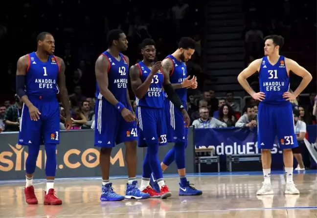 Efes 4'te 4 Peşinde