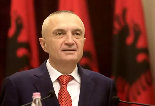 Arnavutluk Cumhurbaşkanı Meta'ya meclis soruşturması