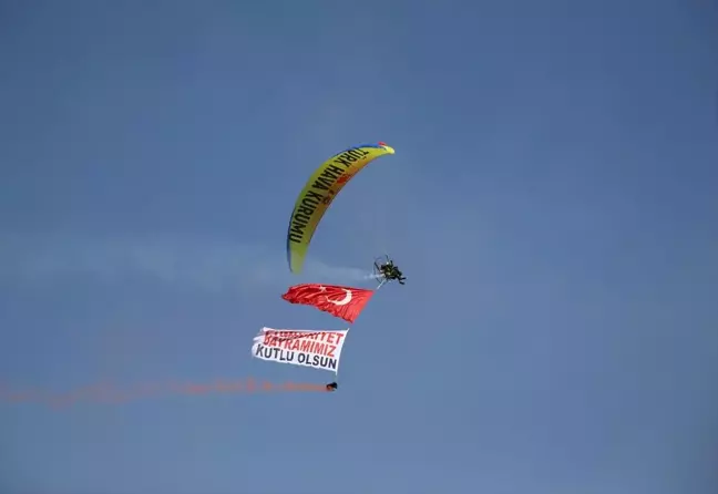 Antalya ve çevre illerde Cumhuriyet'in 100'üncü yılı kutlanıyor