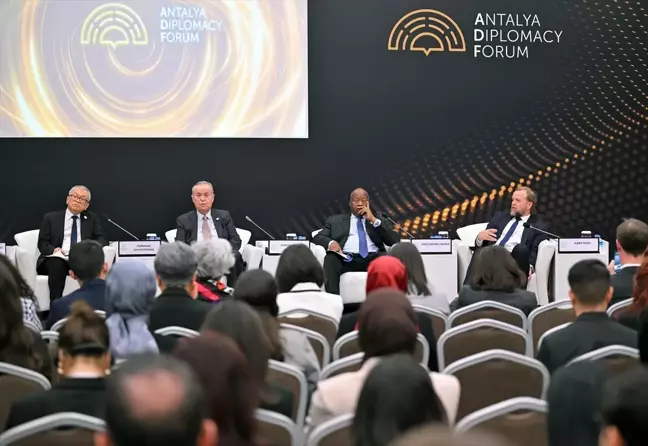 Antalya Diplomasi Forumu'nda bölgesel mekanizmaların rolü ele alındı