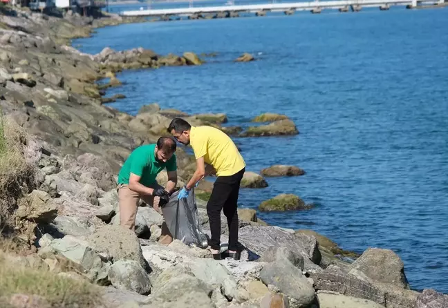 Giresun Bulancak Sahilinde Çöp Temizliği Etkinliği Gerçekleştirildi