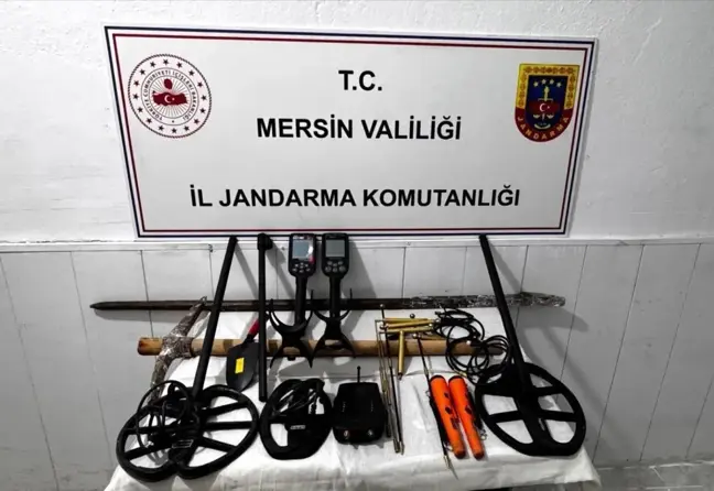 Mersin'de Kaçak Kazı Yapan 4 Şüpheli Suçüstü Yakalandı