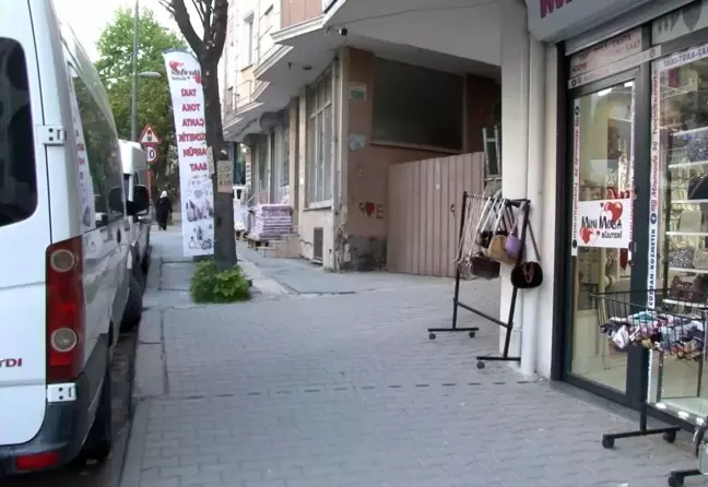 Esenyurt'ta Kavga Sırasında Hırsızlık: Kadının Çantası Gasp Edildi