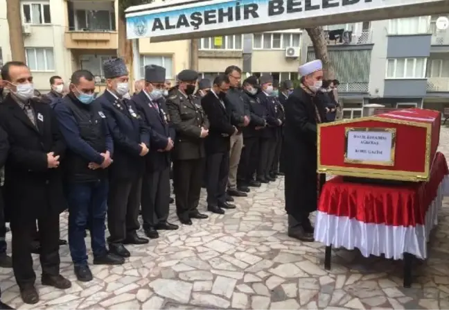 90 YAŞINDAKİ KORE GAZİSİ, SON YOLCULUĞUNA UĞURLANDI