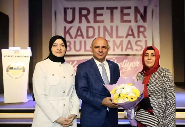 Körfez Belediye Başkanı Şener Söğüt, Üreten Kadınlar Programında Konuştu