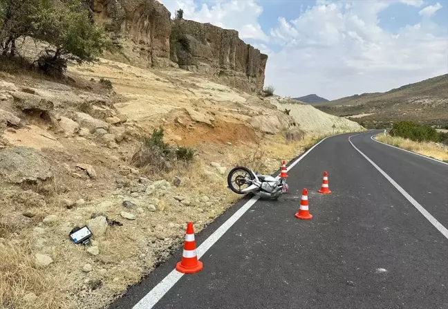 Uşak'ta Motosiklet Kazası: 2 Çocuk Hayatını Kaybetti