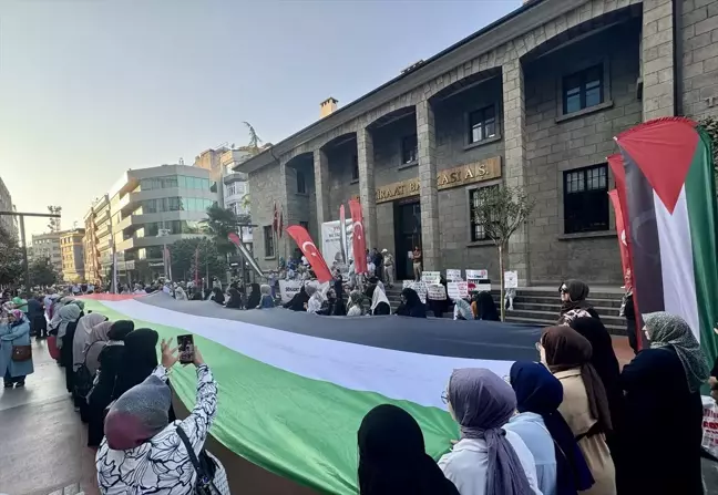 Trabzon'da Filistin'e Destek Yürüyüşü