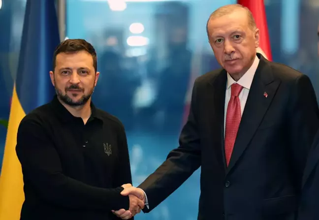 Cumhurbaşkanı Erdoğan, Zelenskiy ile Görüşerek Ukrayna-Rusya Savaşını Ele Aldı