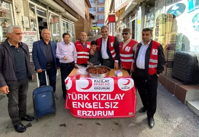 Kızılay'dan Ahilik Haftası'nda Esnafa Lokma İkramı