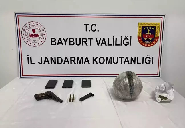 Bayburt'ta Uyuşturucu Operasyonu: 3 Şüpheli Tutuklandı