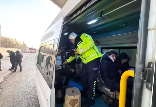 Doğubayazıt'ta Okul Servisleri Denetlendi