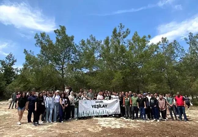 Yeşilay'dan Mersin'de Fidan Dikim Etkinliği