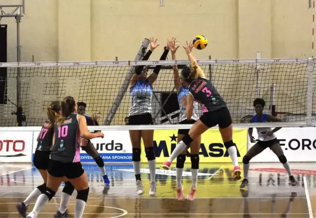 Vestel Venüs Sultanlar Ligi: Çanakkale Belediyespor: 0 - Aydın Büyükşehir Belediyespor: 3