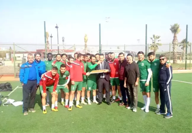 Salihli Belediyespor'a 5 Eylül Masterlerden Tatlı Moral