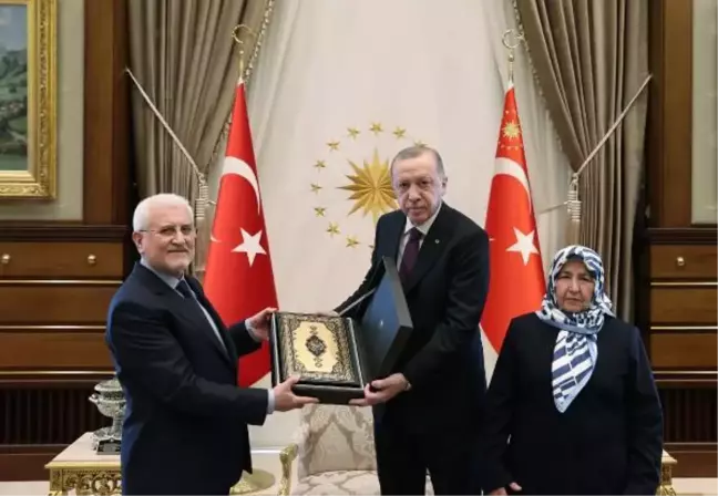 Erdoğan, şehit savcı Kiraz'ın anne ve babasını kabul etti