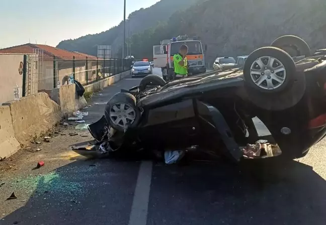 Zonguldak'ta Otomobil Takla Attı: 4 Yaralı