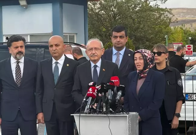 Kılıçdaroğlu ve Davutoğlu'dan Sinan Ateş Cinayeti Davasına Tepki