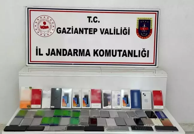 Gaziantep'te 1 milyon TL değerinde kaçak telefon ele geçirildi