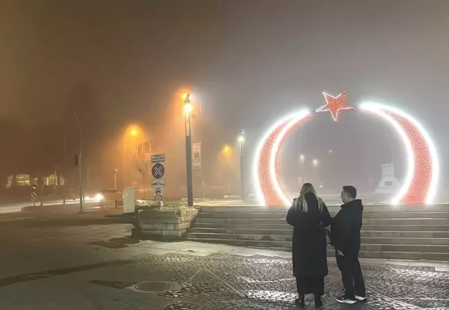 Edirne'de Yoğun Sis, Görüş Mesafesini Düşürdü