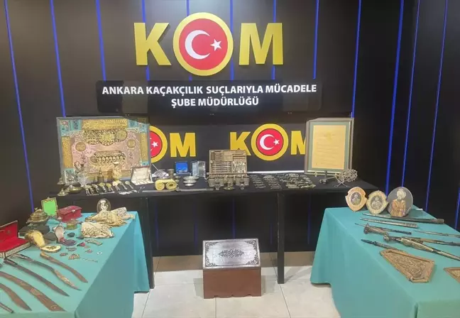 Ankara ve İstanbul'da Tarihi Eser Kaçakçılığına Operasyon: 243 Obje Ele Geçirildi