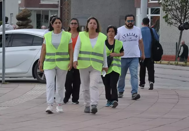 Kadın İşçiler, Haksızlığa Karşı Yürüyüşe Devam Ediyor